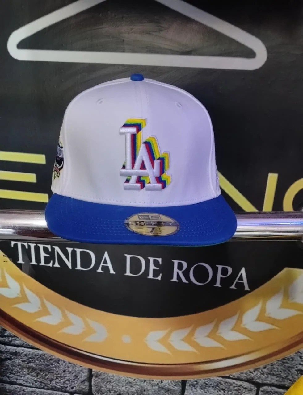 Gorra modelo 14 disponible en PRESENCIA, Cartagena